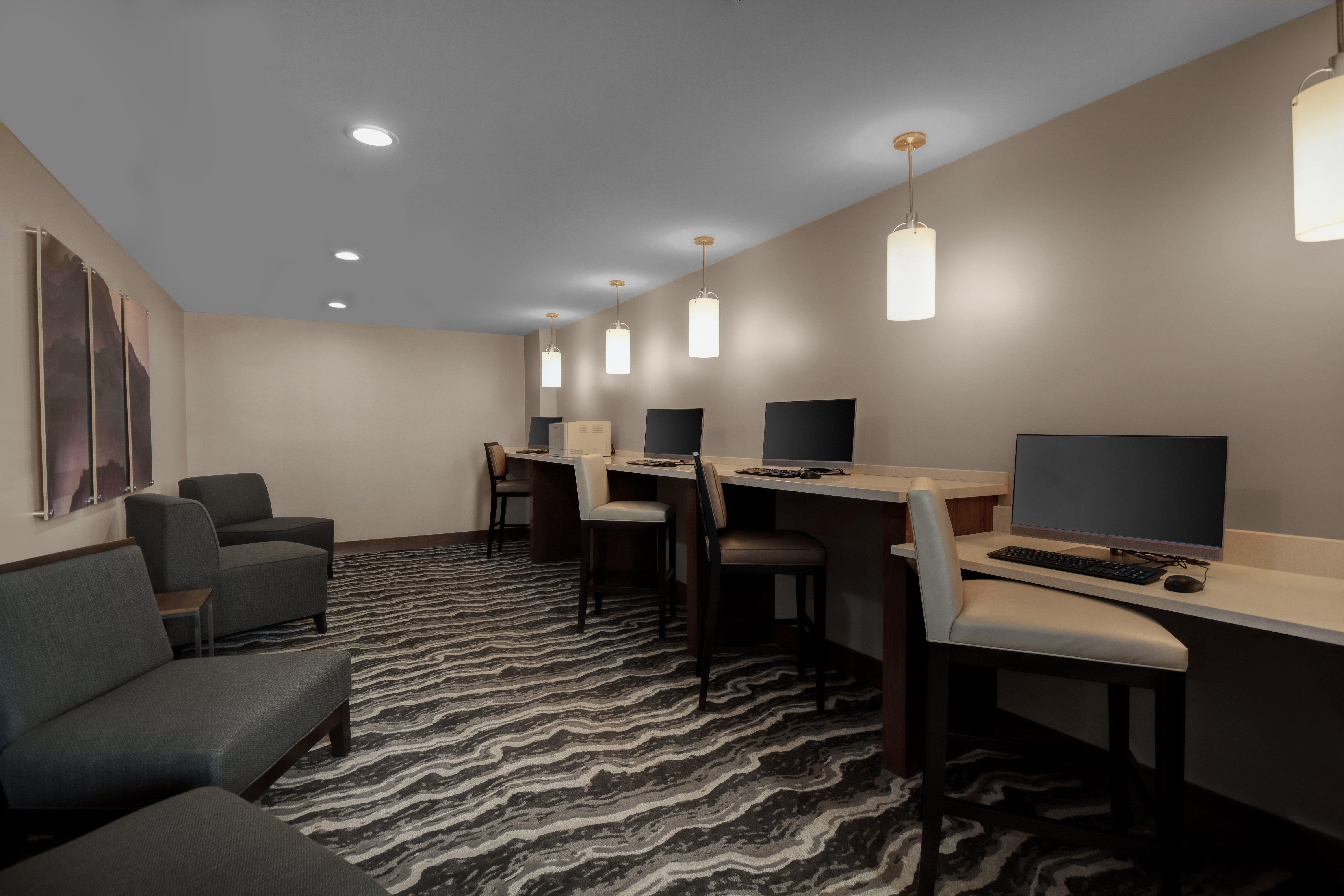 Staybridge Suites - Holland By Ihg Exterior photo